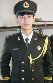 娱乐吃瓜酱当兵,揭秘当兵背后的故事与挑战