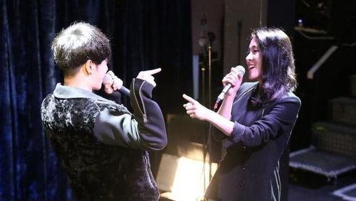 吃瓜后 娱乐圈都以为我是大佬,吃瓜成瘾，娱乐圈误认我为大佬的幕后故事